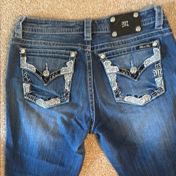 Women's Blue Jeans - Picture 8 of 10